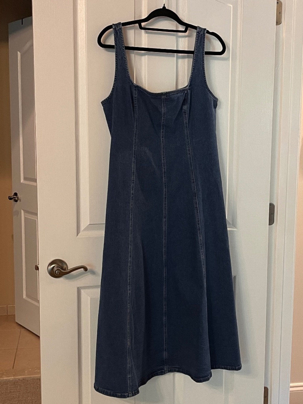 Old Navy Fit & Flare Sleeveless Denim Midi Dress Size L, never worn - Picture 1 of 5